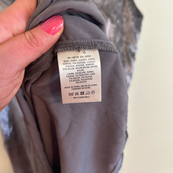 Anthropologie Maeve Velvet Cropped Wide Leg Jumpsuit Overalls Silver Size XS - Picture 6 of 8